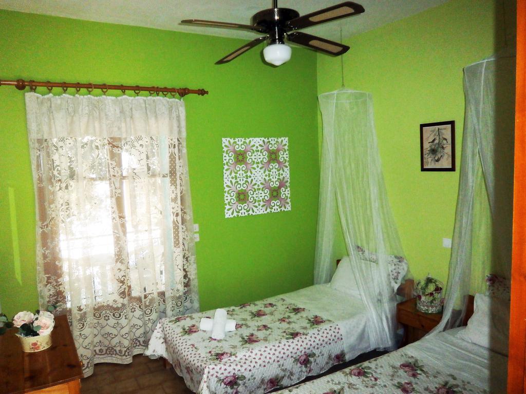 Paraskevi Apartments イプソス 部屋 写真