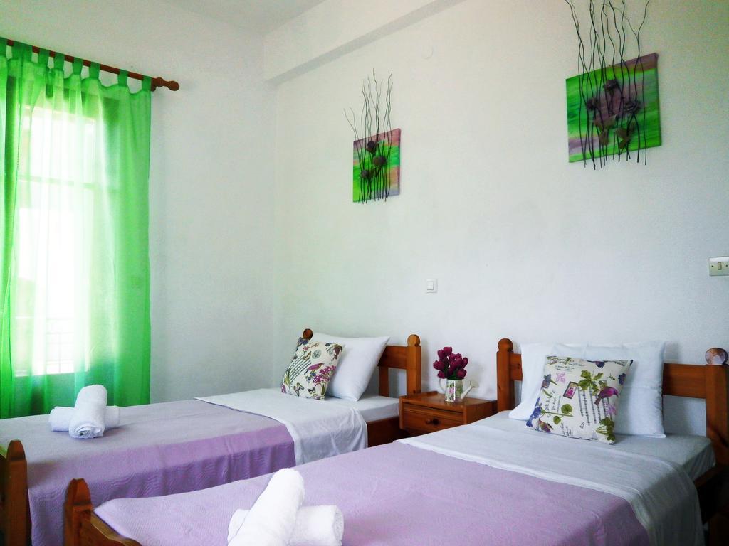 Paraskevi Apartments イプソス 部屋 写真