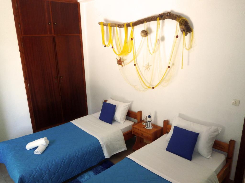 Paraskevi Apartments イプソス 部屋 写真